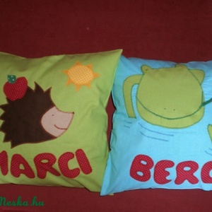 RENDELHETŐ!!!Nomen est omen! párnák névfelirattal - baba - mama - babaszoba dekoráció - gyerek díszpárna - Meska.hu