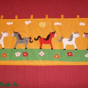 Rendelhető lovacskás falvédő - Meska.hu