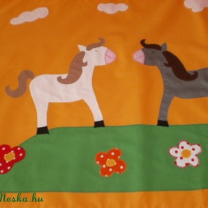Rendelhető lovacskás falvédő - baba - mama - babaszoba dekoráció - falvédő gyerekszobába - Meska.hu