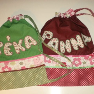 Két névfeliratos tornazsák - Meska.hu