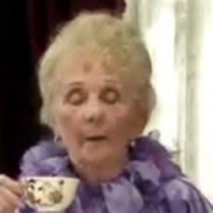 Lady Lavender...Lila zsebes falvédő - otthon & életmód - lakástextil - falvédő - Meska.hu