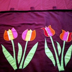 Rerndelhető bordó tulipános falvédő - baba - mama - babaszoba dekoráció - falvédő gyerekszobába - Meska.hu