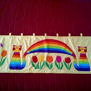 Mostan színes cicákról álmodom. Rendelhető árga szivárványos cicás falvédők  - baba - mama - babaszoba-dekoráció - falvédő gyerekszobába - Meska.hu