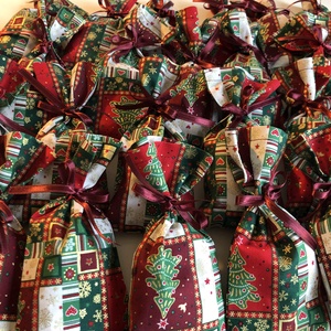 Adventi naptárhoz zsákocskák  - karácsony - adventi díszek - adventi naptár - Meska.hu  Adventi naptárhoz zsákocskák  - karácsony - adventi díszek - adventi naptár - Meska.hu