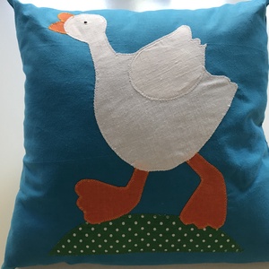 Királykék libuskás párnácska, Otthon & Életmód, Lakástextil, Párna & Párnahuzat, Patchwork, foltvarrás, MESKA