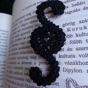 Paragrafus kitűző - Meska.hu