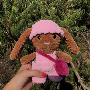 Panni, az öltöztethető horgolt amigurumi nyuszi � pihe-puha plüssjáték levehető ruhákkal - játék & sport - plüssállat & játékfigura - nyuszi - Meska.hu