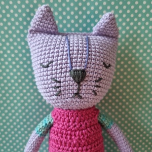 Horgolt tüllszoknyás macska amigurumi - játék & sport - plüssállat & játékfigura - cica - Meska.hu