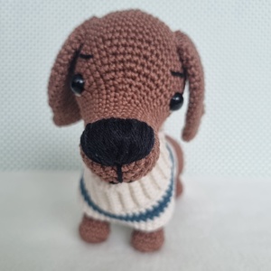 Horgolt tacskó amigurumi - játék & sport - plüssállat & játékfigura - kutya - Meska.hu