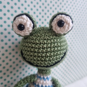 Horgolt béka amigurumi - játék & sport - plüssállat & játékfigura - béka - Meska.hu