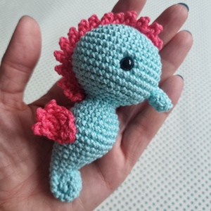 Horgolt kék csikóhal amigurumi, Játék & Sport, Plüssállat & Játékfigura, Hal, Horgolás, MESKA
