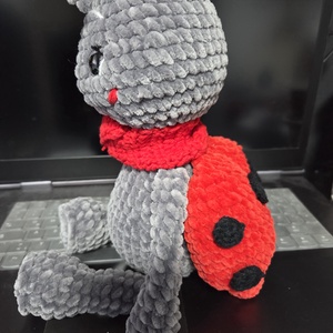 Ibi, a Katicabogár sállal - játék & sport - plüssállat & játékfigura - pillangó - Meska.hu