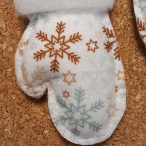 Filc karácsonyi kesztyű dekoráció - karácsony - karácsonyi lakásdekoráció - karácsonyfadíszek - Meska.hu