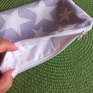 Lila, csillagos vászon neszeszer1 - táska & tok - neszesszer - Meska.hu Lila, csillagos vászon neszeszer1 - táska & tok - neszesszer - Meska.hu