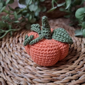 Kis horgolt tök - otthon & életmód - dekoráció - halloween - halloweeni tök - Meska.hu