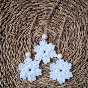 Karácsonyi dísz - horgolt hópehely fehér 3 darab, Karácsony, Karácsonyi lakásdekoráció, Karácsonyfadíszek, Horgolás, MESKA