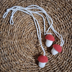 3 darab gomba nyaklánc és lóhere könyvjelző - ékszer - nyaklánc - medálos nyaklánc - Meska.hu