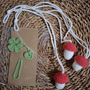 3 darab gomba nyaklánc és lóhere könyvjelző - ékszer - nyaklánc - medálos nyaklánc - Meska.hu