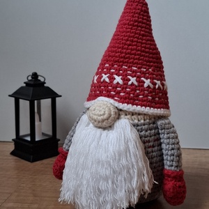 Horgolt Karácsonyi manó - Meska.hu