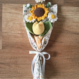 Horgolt virág - virágcsokor - Meska.hu