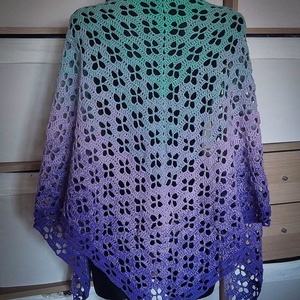 Levendulamező horgolt nagy csipke kendő - Meska.hu