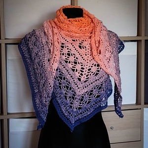 Óceáni pirkadat, nagy horgolt csipke kendő - ruha & divat - sál, sapka, kendő - vállkendő - Meska.hu
