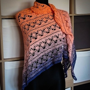 Óceáni pirkadat, nagy horgolt csipke kendő - ruha & divat - sál, sapka, kendő - vállkendő - Meska.hu