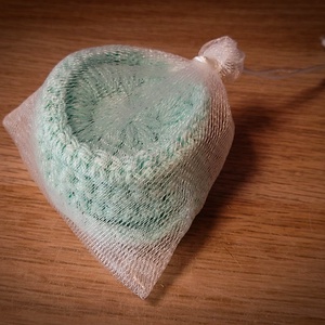 Horgolt arctisztító korong biopamutból  - szépségápolás - arcápolás - arctisztító korong - Meska.hu