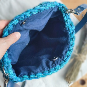 Blue Jasmine horgolt kört�ska - táska & tok - kézitáska & válltáska - alkalmi táska - Meska.hu