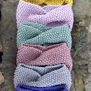 Királylila kötött fejp�nt  - ruha & divat - sál, sapka, kendő - fejpánt - Meska.hu