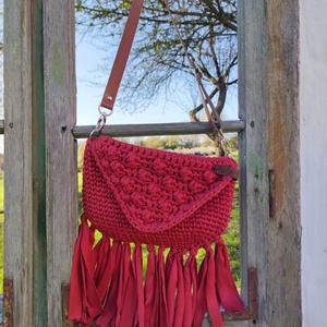 Bogyós -rojtos boho -chic táska - terrakotta  - táska & tok - bevásárlás & shopper táska - zöldség/gyümölcs zsák - Meska.hu