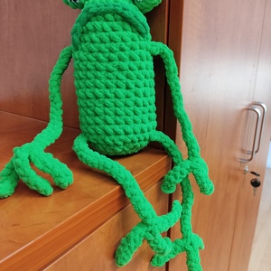 Horgolt plüss béka - játék & sport - plüssállat & játékfigura - béka - Meska.hu