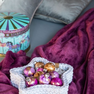 Karácsonyi, horgolt kosár - fehér-ezüst - otthon & életmód - tárolás & rendszerezés - tárolókosár - Meska.hu