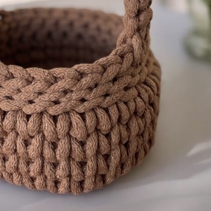 Horgolt húsvéti kiskosár d12 - barna - otthon & életmód - tárolás & rendszerezés - tárolókosár - Meska.hu
