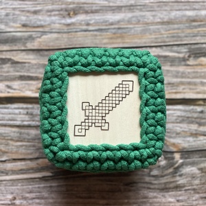 Minecraft stílusú, horgolt doboz, Otthon & Életmód, Babaszoba, gyerekszoba, Játéktároló, Horgolás, MESKA