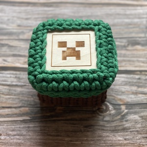 Horgolt doboz - Minecraft - baba - mama - babaszobabútor - játéktároló - Meska.hu