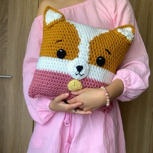Corgi horgolt párna személyre szabható, Otthon & Életmód, Lakástextil, Párna & Párnahuzat, Horgolás, Hímzés, MESKA