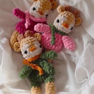 Horgolt őzike alvókák gyerekeknek - baba - mama - baba játékok - szundikendő, alvóka - Meska.hu