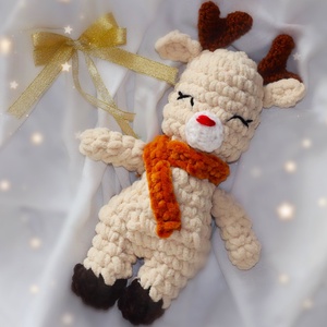 Horgolt karácsonyi rénszarvas alvóka - Meska.hu