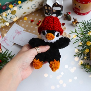 Horgolt pingvin alvóka sapkában - játék & sport - plüssállat & játékfigura - plüss mesefigurák - Meska.hu