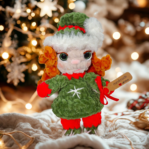 Horgolt kislány karácsonyi manó plüss amigurumi, Karácsony, Karácsonyi lakásdekoráció, Karácsonyi manók, figurák, Horgolás, MESKA