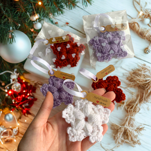 Horgolt hópehely karácsonyi díszek, Karácsony, Karácsonyi lakásdekoráció, Karácsonyfadíszek, Horgolás, MESKA