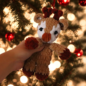 Horgolt karácsonyi őzike alvókák több színben - baba - mama - baba játékok - szundikendő, alvóka - Meska.hu