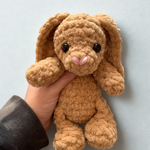 Horgolt nyuszi alvóka plüss gyerekeknek - játék & sport - plüssállat & játékfigura - nyuszi - Meska.hu