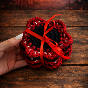 Horgolt Stranger Things inspirálta poháralátét - otthon & életmód - konyhafelszerelés, tálalás - tálalás - tányér- és poháralátét - Meska.hu