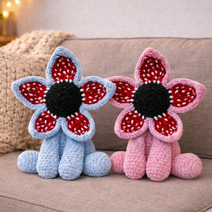 Horgolt színes demogorgon inspirálta plüssök - Meska.hu