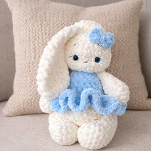 Horgolt szoknyás nyuszi plüssök  - játék & sport - plüssállat & játékfigura - nyuszi - Meska.hu