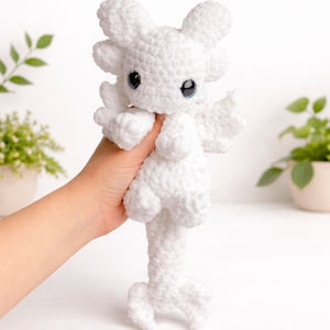 Horgolt Fényfúria (Light Fury) inspirálta sárkány plüss - játék & sport - plüssállat & játékfigura - plüss sárkány - Meska.hu