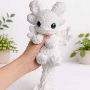 Horgolt Fényfúria (Light Fury) inspirálta sárkány plüss - Meska.hu