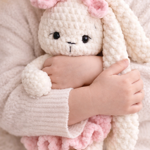 Horgolt alvóka macik több színben - játék & sport - plüssállat & játékfigura - nyuszi - Meska.hu